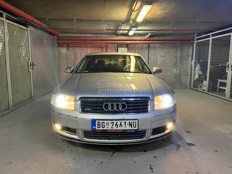 Audi A8 4.2i