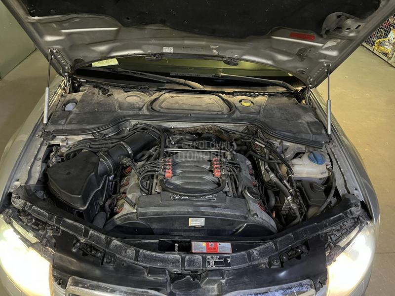 Audi A8 4.2i