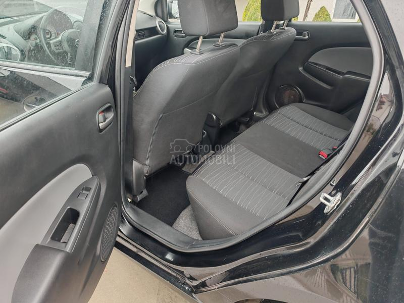 Mazda 2 1.3 CH