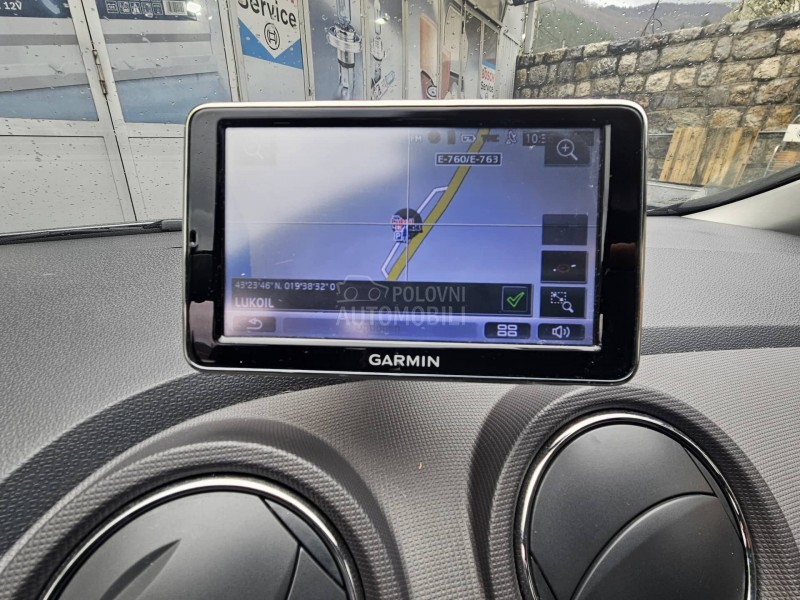 Seat Ibiza 16TDl STYLE  KREDlT