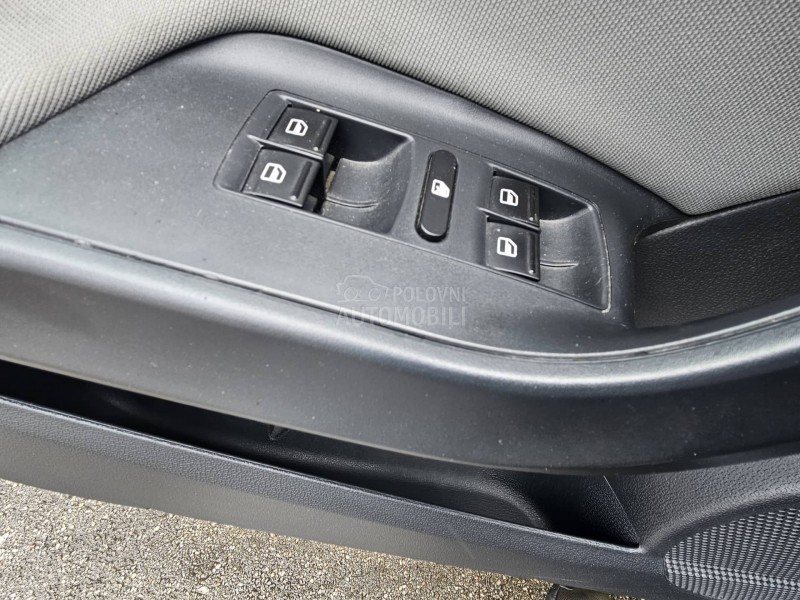 Seat Ibiza 16TDl STYLE  KREDlT