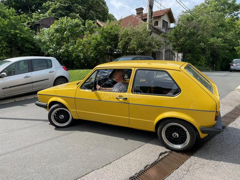Volkswagen Golf 1 JGL