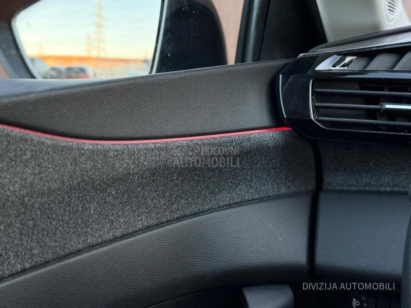 Peugeot 408 Allure/Auto/360kam