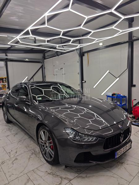 Maserati Ghibli 