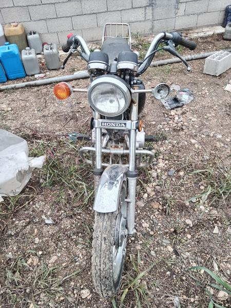 Honda cm 250