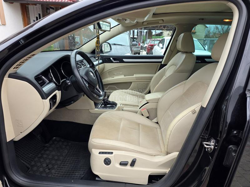 Škoda Superb 2.0 TDI DSG STYLE