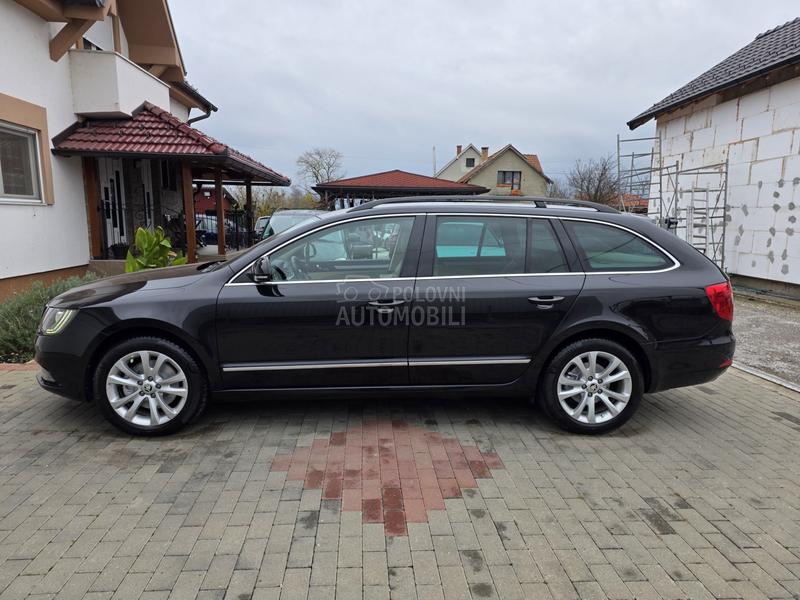 Škoda Superb 2.0 TDI DSG STYLE