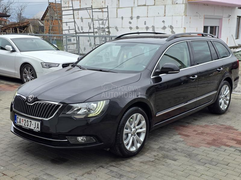 Škoda Superb 2.0 TDI DSG STYLE