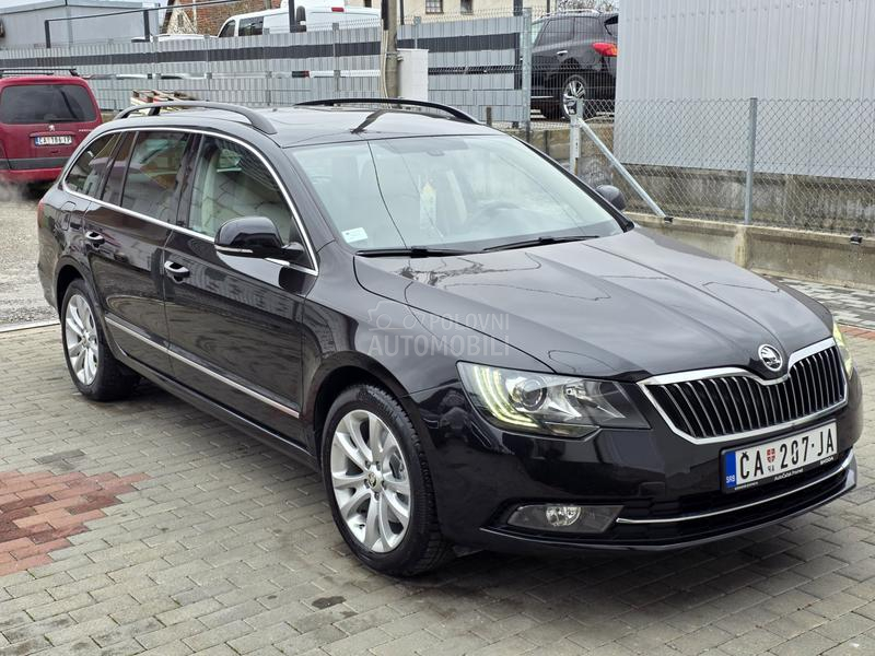 Škoda Superb 2.0 TDI DSG STYLE