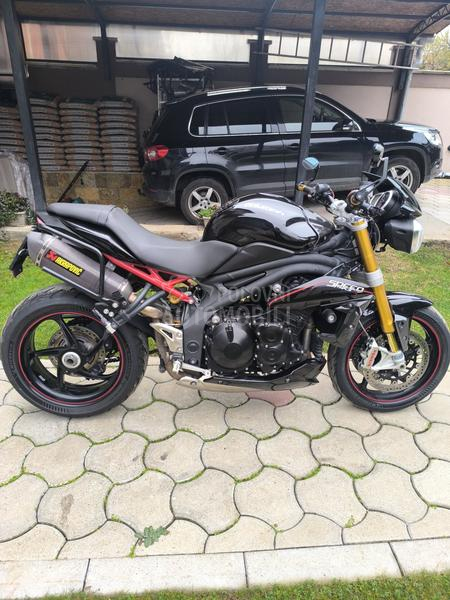 Triumph Speed triple R