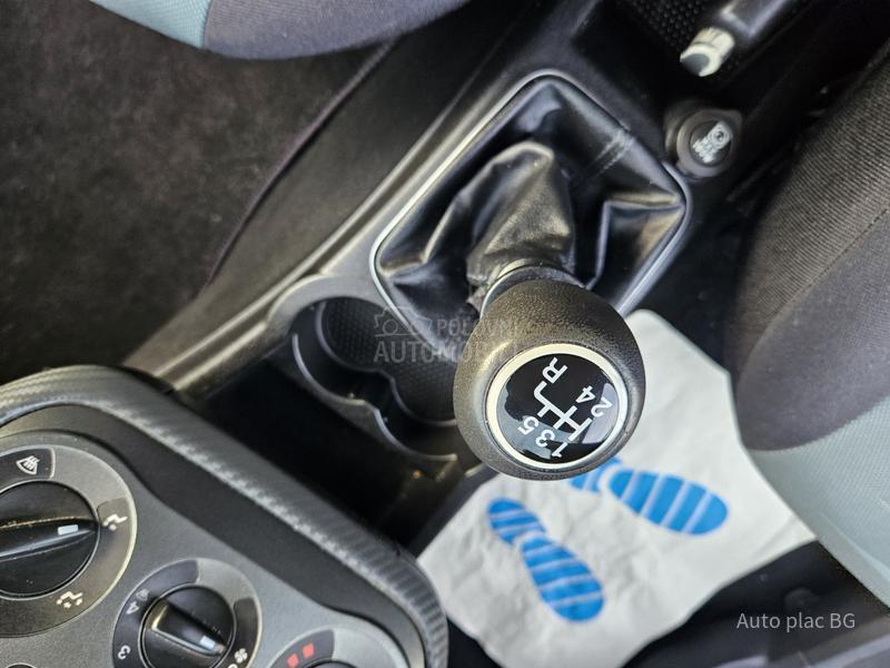 Fiat Grande Punto 1.4 8V AMORE