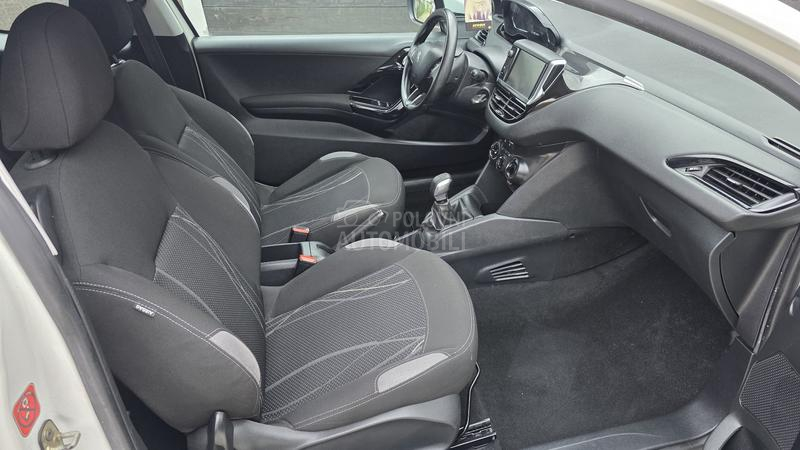 Peugeot 208 1.4 HDI