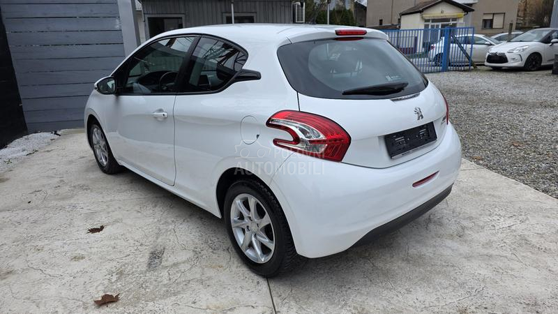 Peugeot 208 1.4 HDI