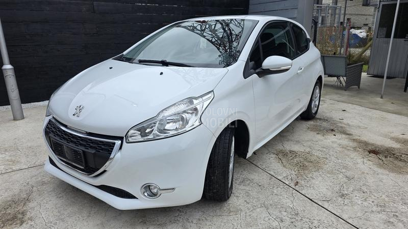 Peugeot 208 1.4 HDI