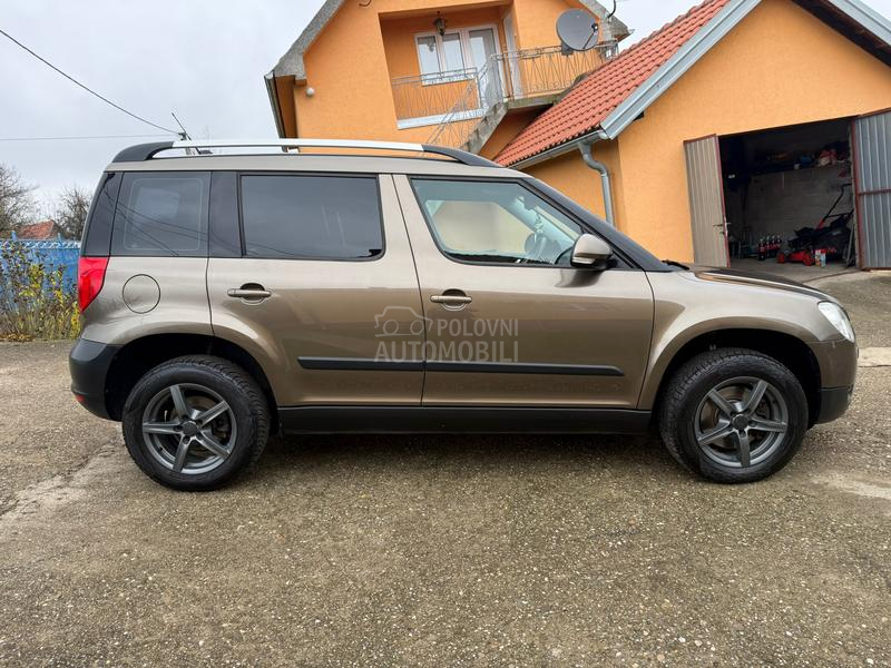 Škoda Yeti 4x4/NAVl/PAN0/K0ZA