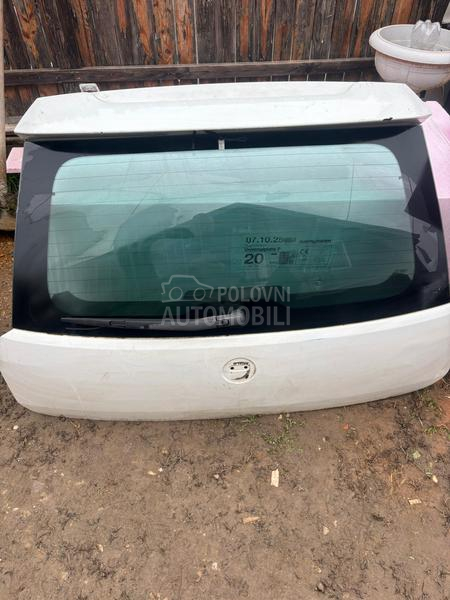 gepek vrata kao nova