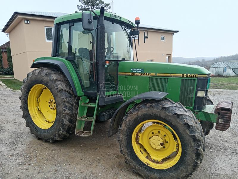 John Deere 6600