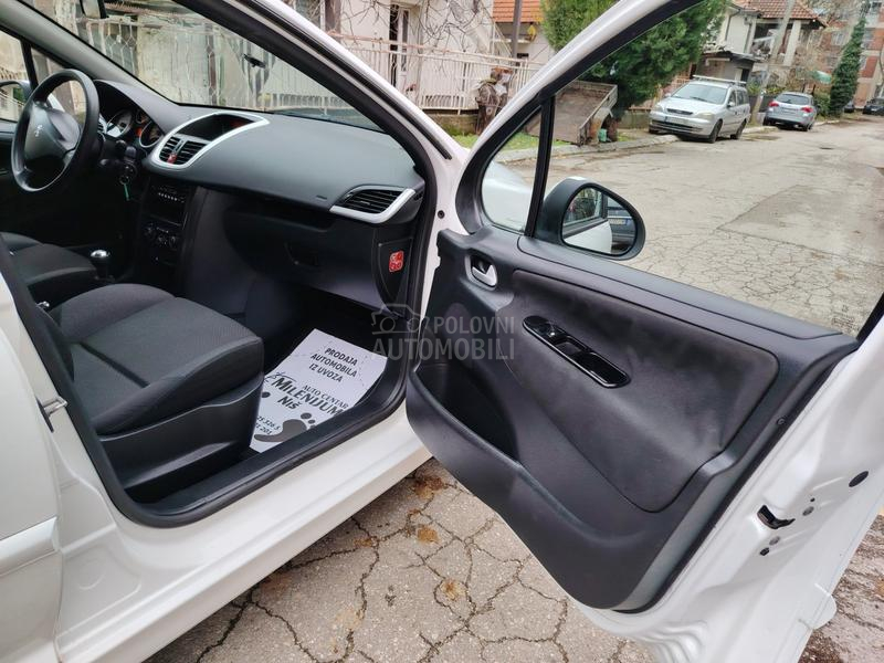 Peugeot 207 D I Z E L