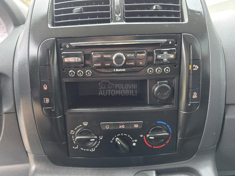 Peugeot Expert 1.6HDI//N A V I//