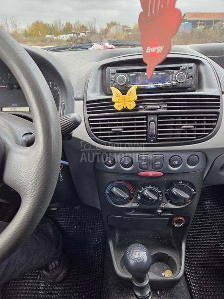 Fiat Punto 1.2 8v
