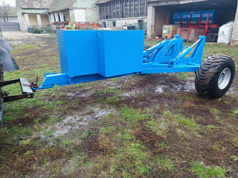 Lemken Nosč teških mašina