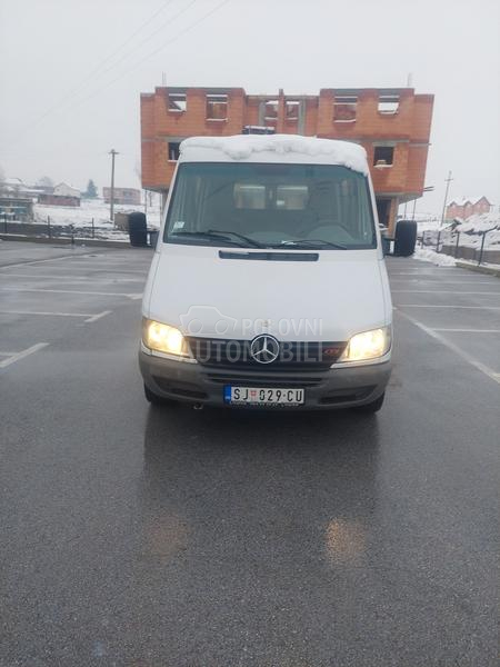 Mercedes Benz Sprinter 