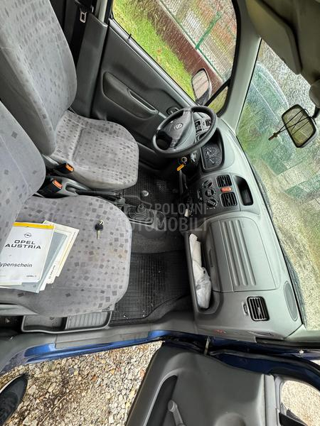 Opel Agila 1.0