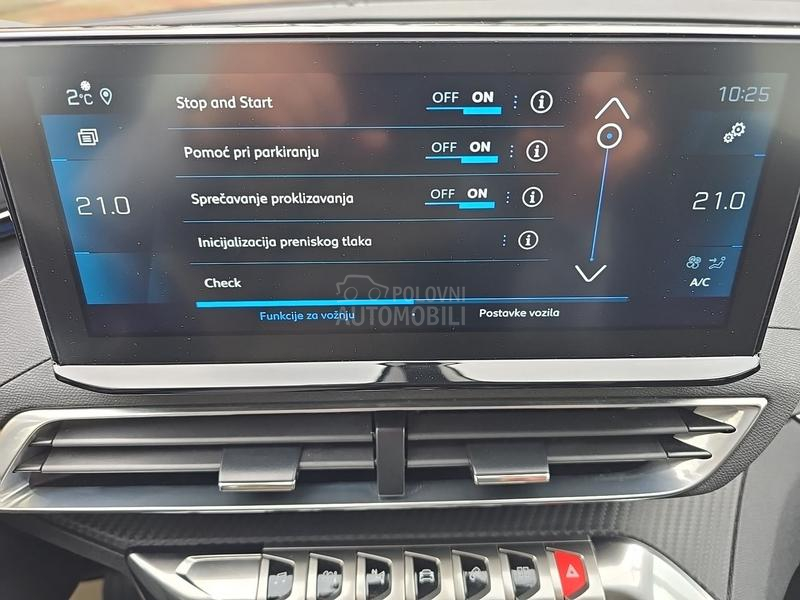 Peugeot 3008 1.5 Aut Allure