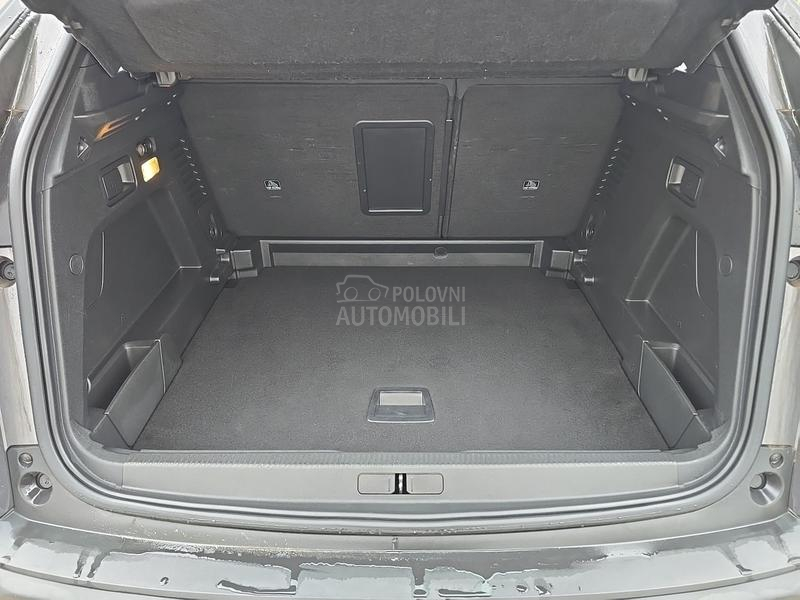 Peugeot 3008 1.5 Aut Allure