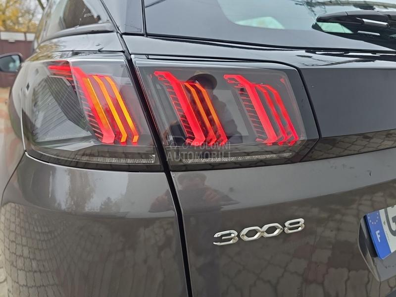 Peugeot 3008 1.5 Aut Allure