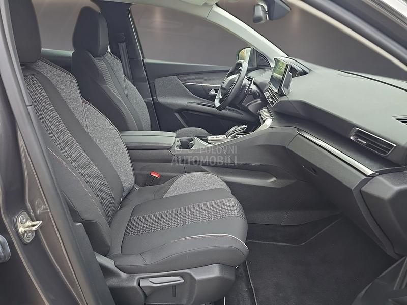 Peugeot 3008 1.5 Aut Allure