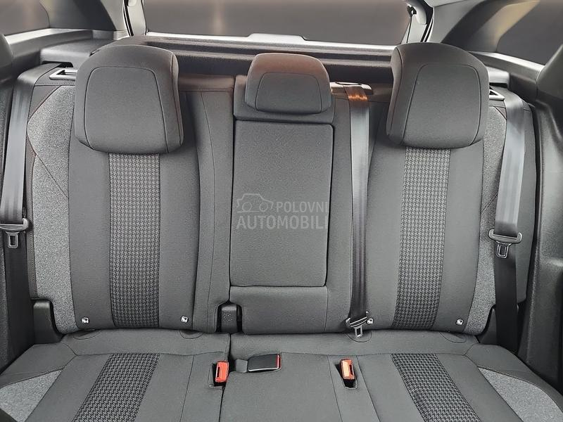 Peugeot 3008 1.5 Aut Allure