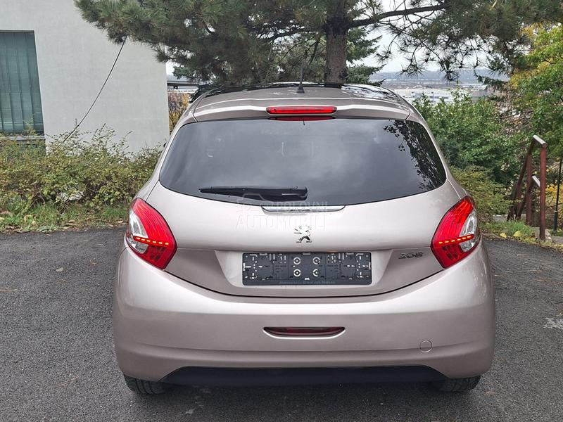Peugeot 208 1.2  ALURE/P A N O