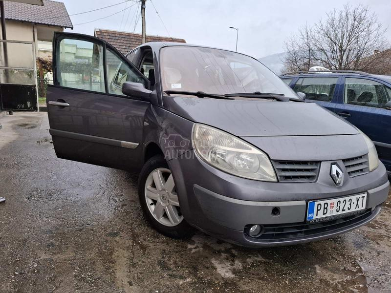 Renault Scenic 
