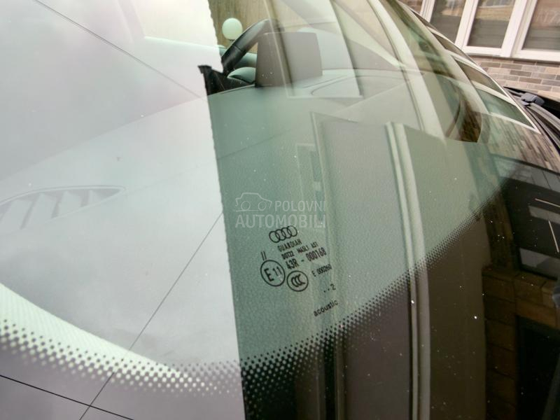 Audi Q3 2.0TDI/ Švajcarska