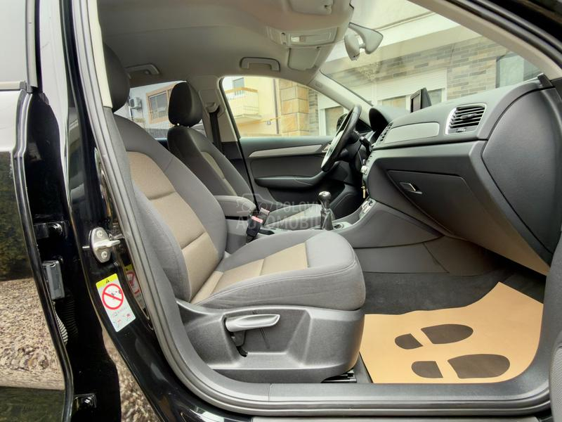 Audi Q3 2.0TDI/ Švajcarska