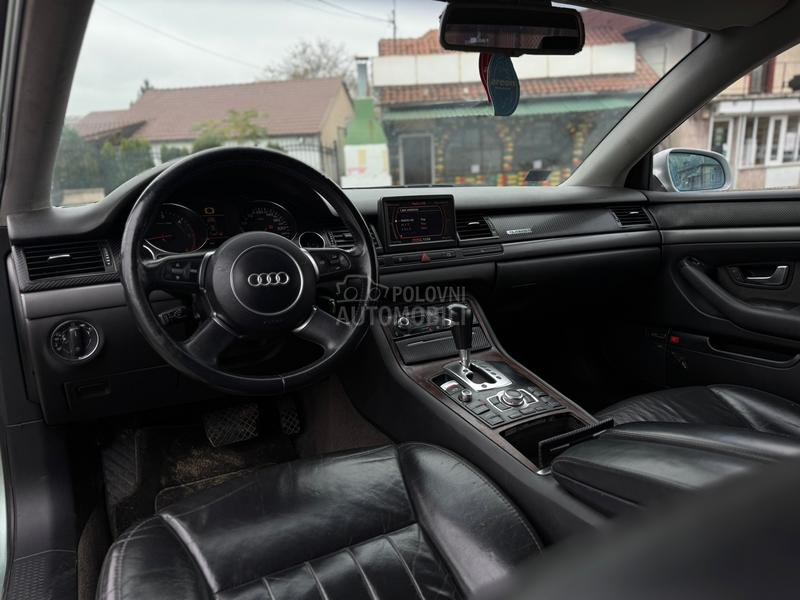Audi A8 3.0