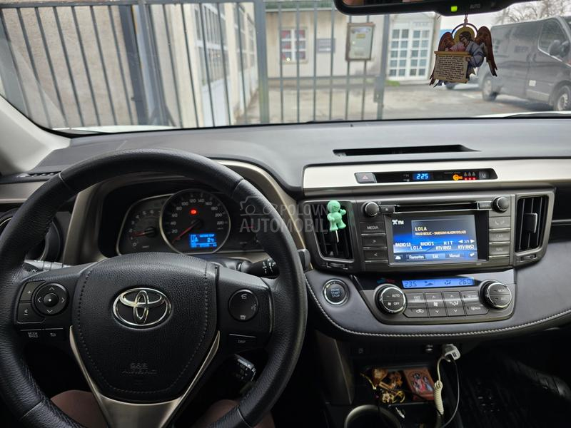 Toyota RAV 4 2.0 D-4D