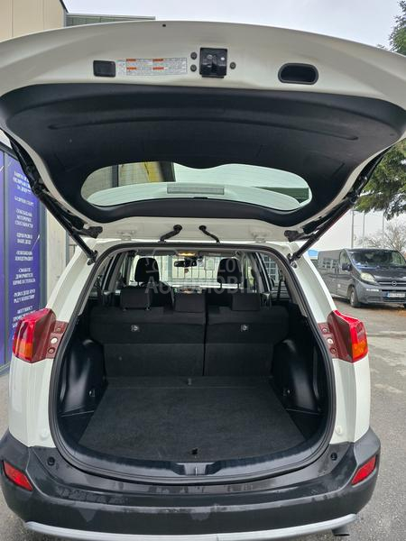 Toyota RAV 4 2.0 D-4D