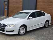 Volkswagen Passat B6 2.0 TDi CR R-LINE
