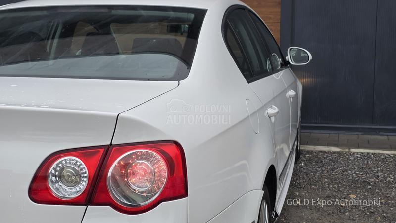 Volkswagen Passat B6 2.0 TDi CR R-LINE