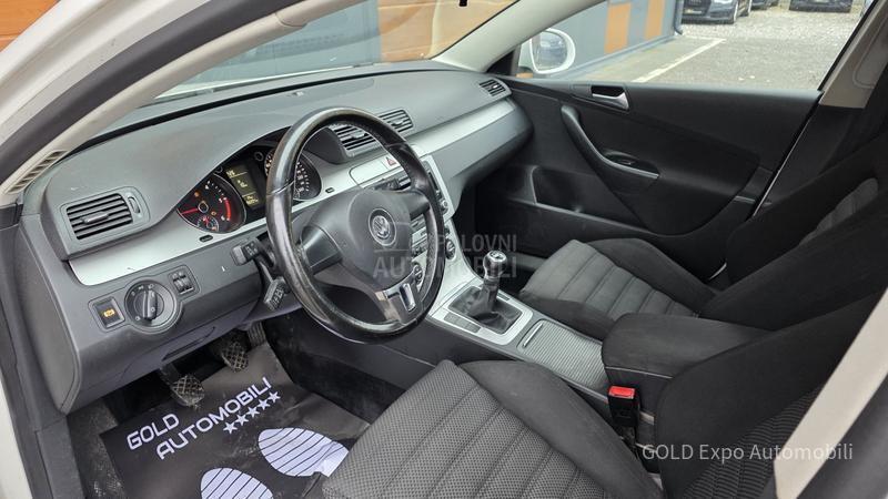 Volkswagen Passat B6 2.0 TDi CR R-LINE