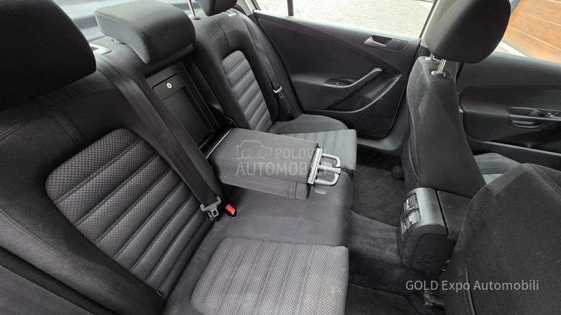 Volkswagen Passat B6 2.0 TDi CR R-LINE