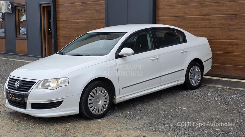 Volkswagen Passat B6 2.0 TDi CR R-LINE