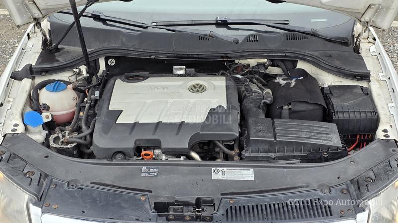 Volkswagen Passat B6 2.0 TDi CR R-LINE