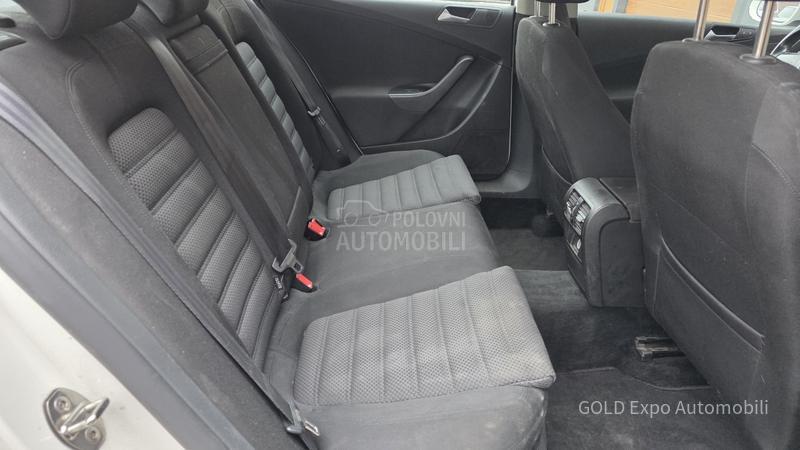 Volkswagen Passat B6 2.0 TDi CR R-LINE