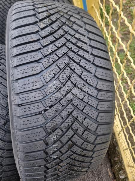 Yokohama 325/35 R22 Zimska