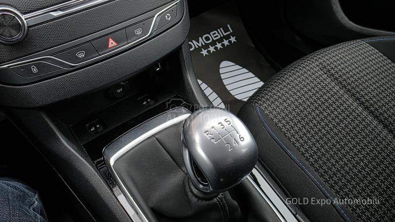 Peugeot 308 1.5 BlueHDi ALLURE