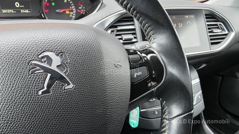 Peugeot 308 1.5 BlueHDi ALLURE