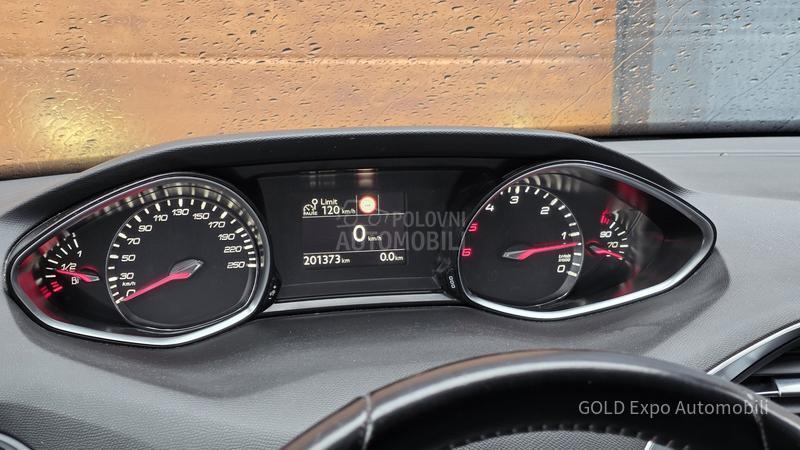 Peugeot 308 1.5 BlueHDi ALLURE